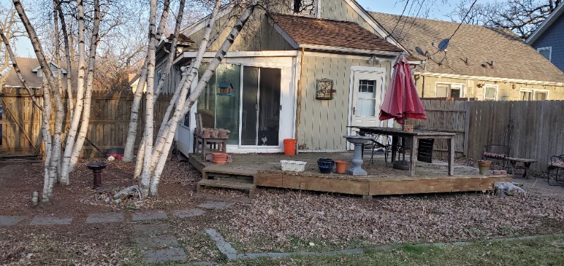 Primary Photo - 4529 Xerxes Ave