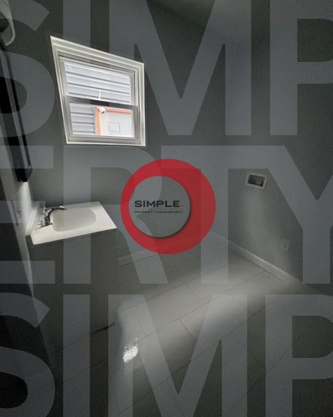 Building Photo - 866 N 6th St