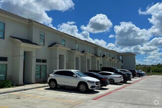 Building Photo - 1010 Monaco Blvd