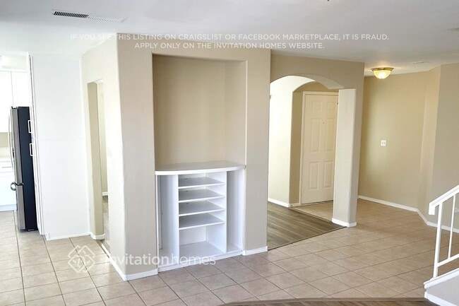 Foto del edificio - 7009 Glass Slipper Ct