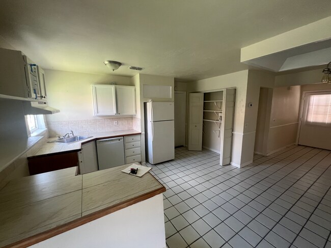 Foto del edificio - 1619 SW 33rd Terrace