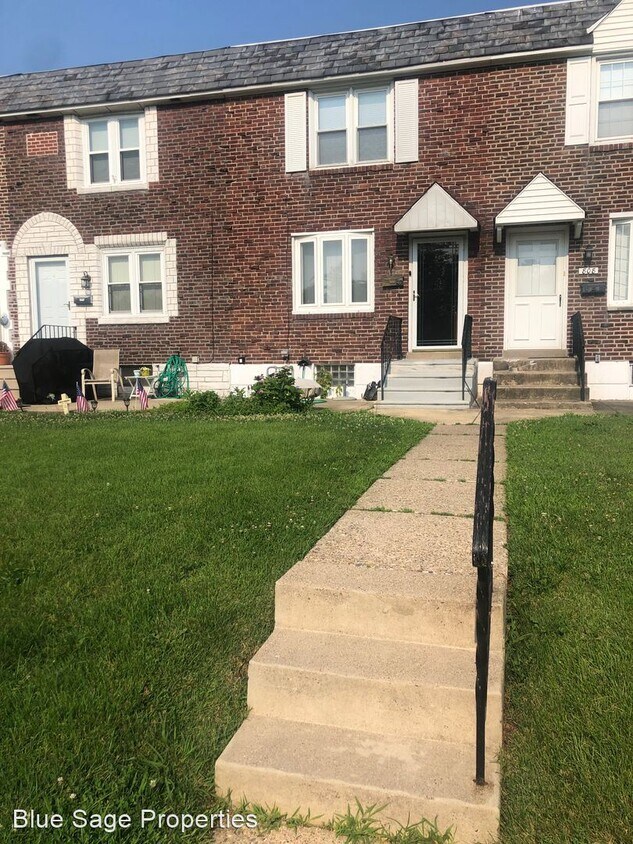 Foto principal - 3 br, 1 bath House - 806 Crescent Dr