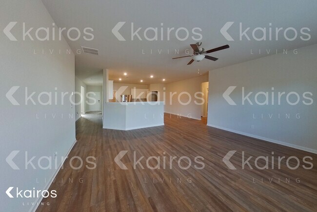 Foto del edificio - 3494 Bridgewood Dr