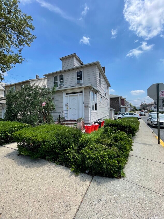 188 Palisade Ave Unit 1, Cliffside Park, NJ 07010 Apartments in