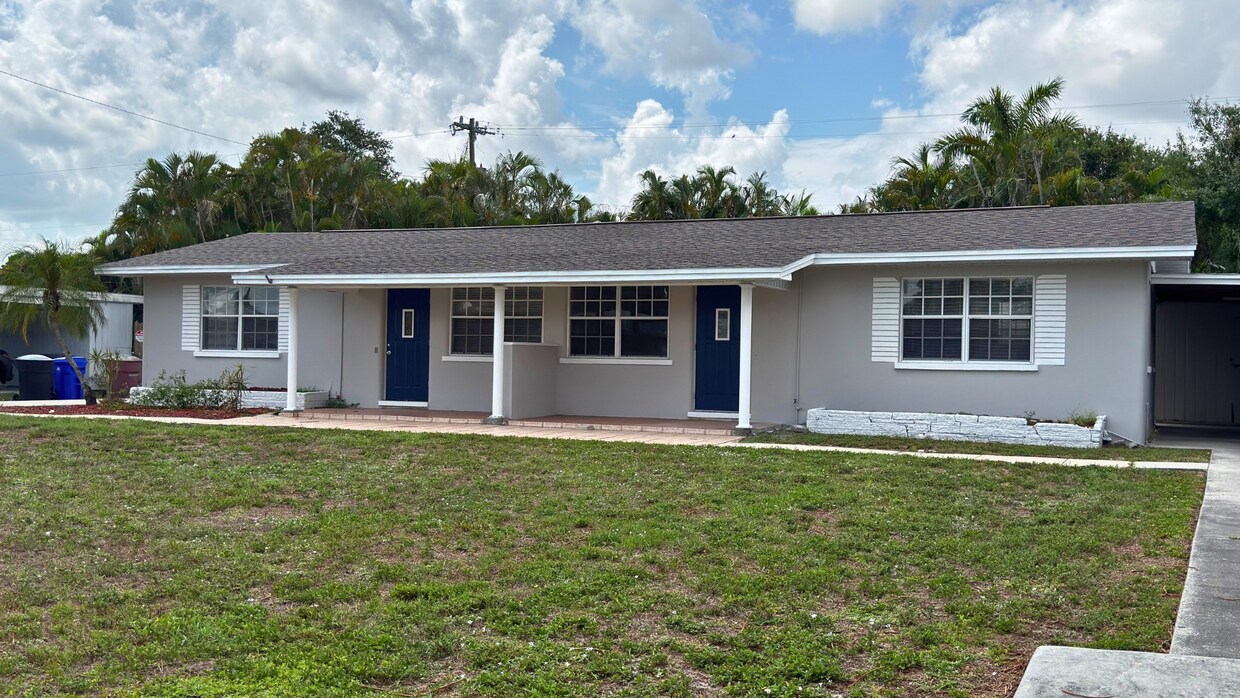 Foto principal - 1924 Coronado Rd