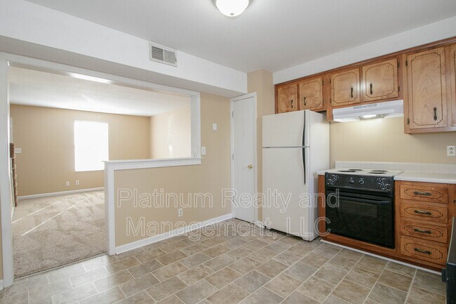 Foto del edificio - 363 Peabody Dr