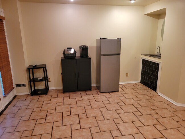 Área de la cocina - 8020 Quill Point Dr