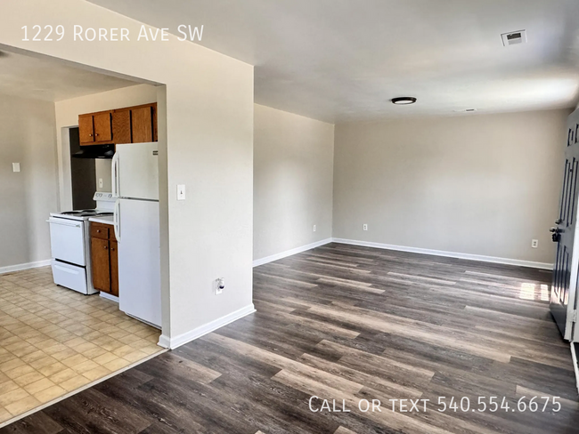 Building Photo - 1229 Rorer Ave SW