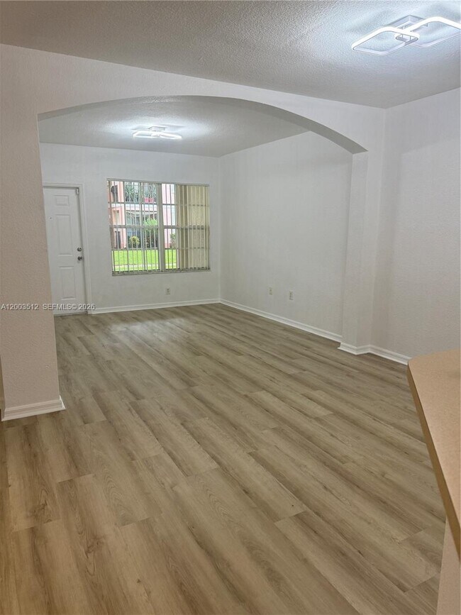 Foto del edificio - 1109 Belmont Ln