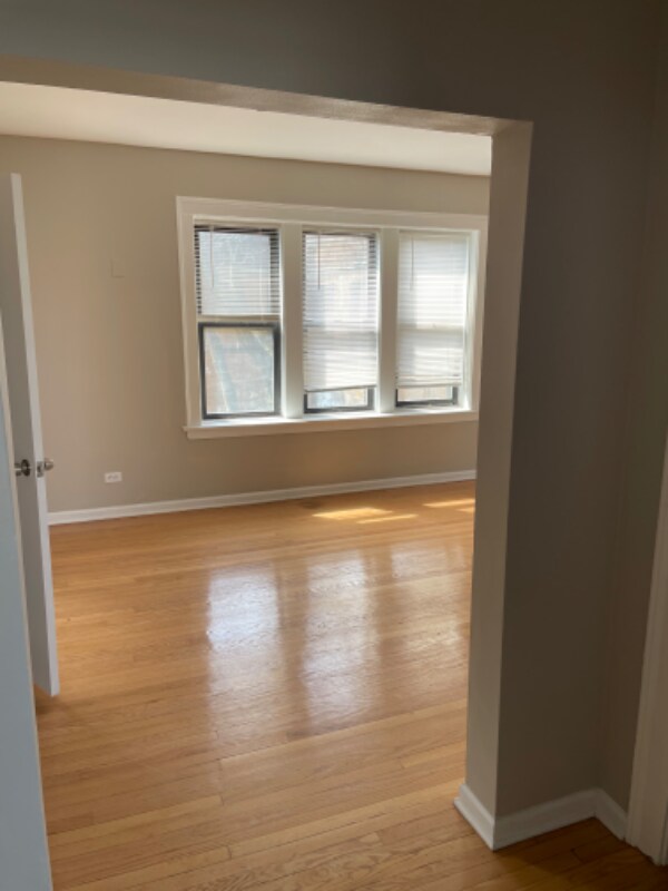 6920 S Oglesby Ave, Chicago, IL 60649 House Rental in Chicago, IL