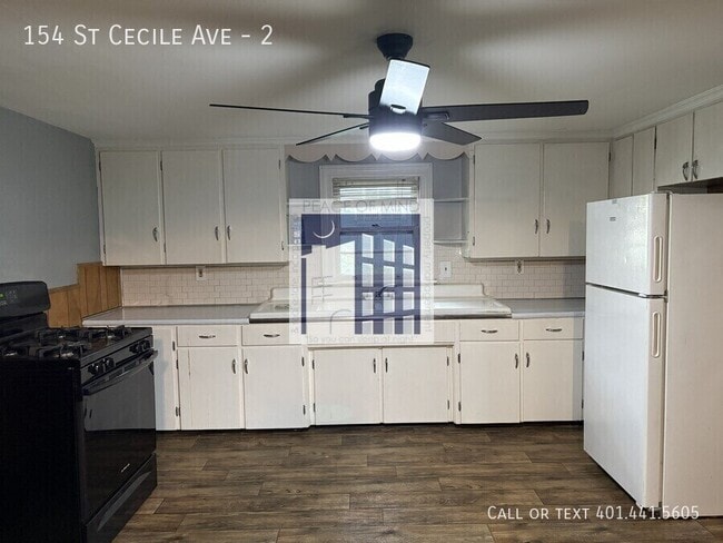 Foto del edificio - 154 St Cecile Ave