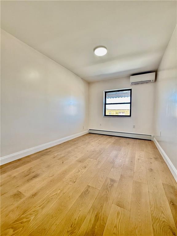 Foto del edificio - 1807 Shore Pkwy