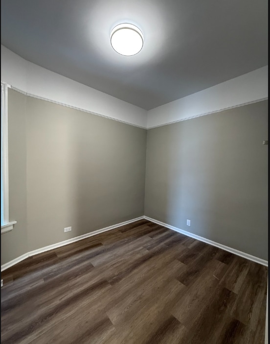 Building Photo - 7144 S Saint Lawrence Ave