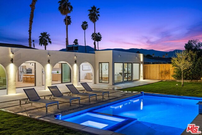 Building Photo - 80100 Vista Grande