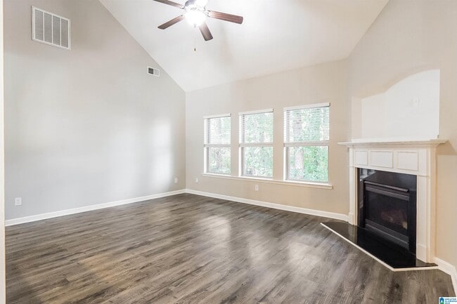 Building Photo - 353 Chesser Loop Cir