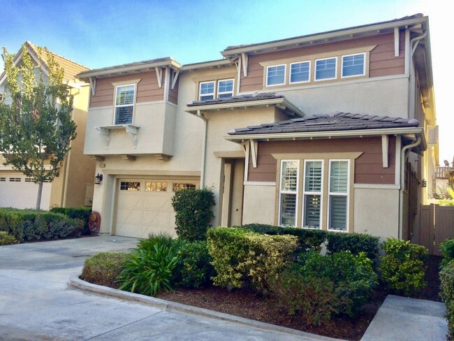 Building Photo - 14575 Baylor Ave