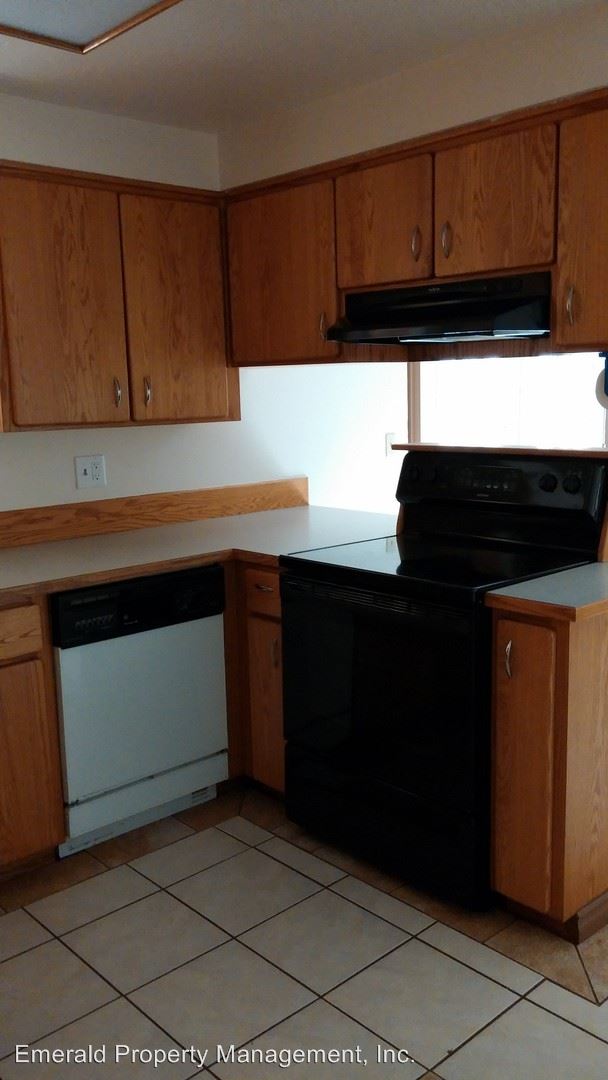 Building Photo - 2085 Aldabra St