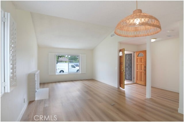 Foto del edificio - 1110 Redding Ave