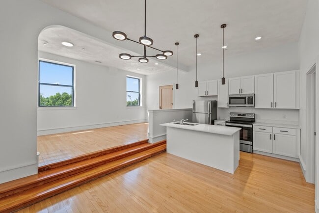 Interior Photo - Palace Apartments