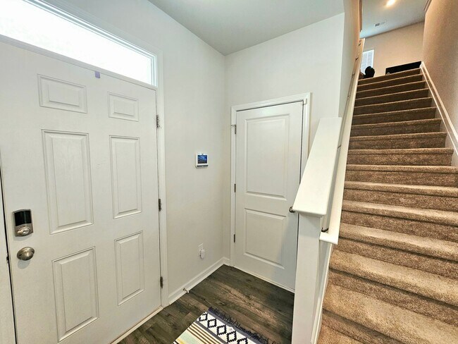 Foto del edificio - Beautiful Home 4 Bedroom 2.5 Bath