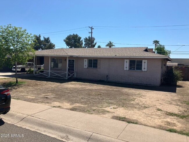 Building Photo - 3419 W Glenn Dr