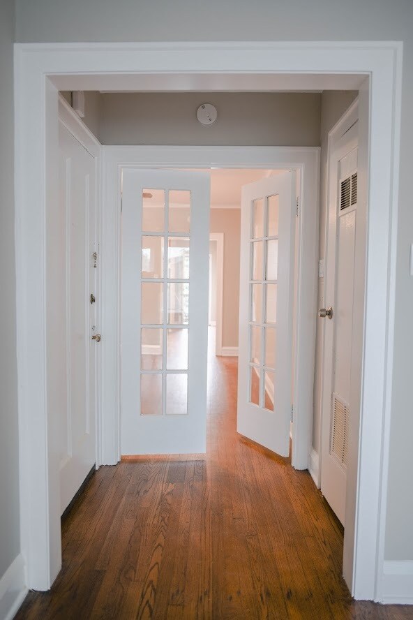 Foto del edificio - 5349 W Byron St