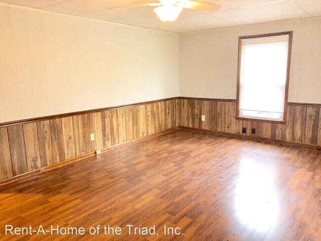 Building Photo - 2 br, 1 bath House - 905 S Josephine Boyd ...