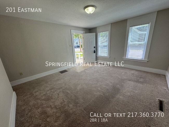 Foto del edificio - 201 Eastman-