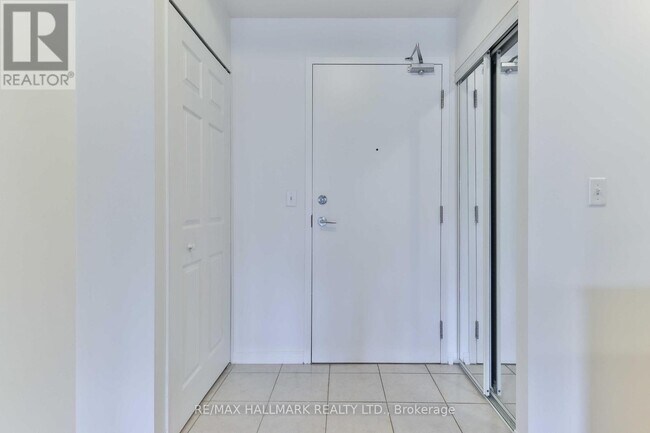 Building Photo - 9451 Jane St