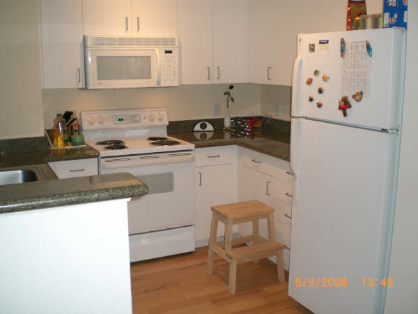 Building Photo - 8300 Oceanview Terrace