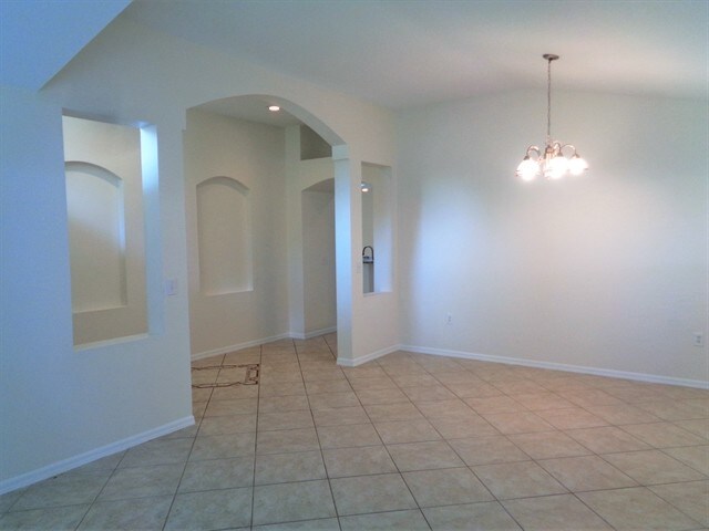 Foto del edificio - 3704 Lockridge Dr