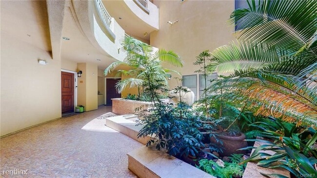 Building Photo - 2 br, 2 bath House - 1000 Granville Avenue...