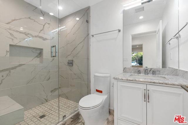 Foto del edificio - 3444 S Bentley Ave