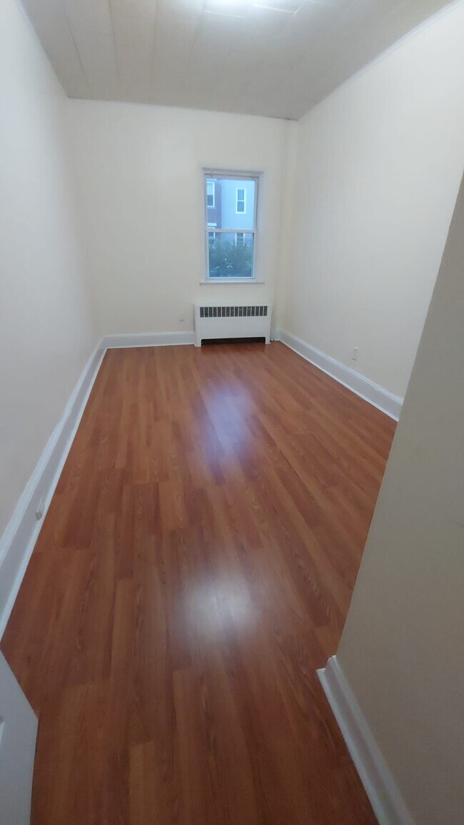 Foto del edificio - 256 Bowers St