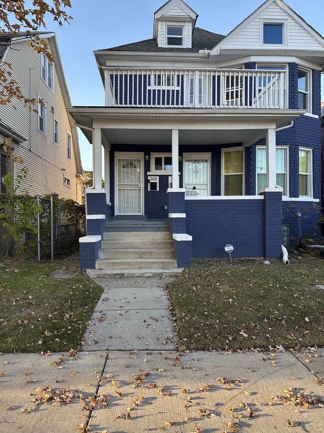 Front of House - 349 Westminster St