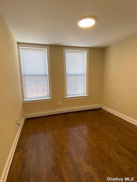 Foto del edificio - 35-04 Ditmars Blvd