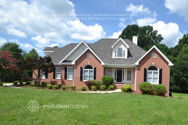 Building Photo - 1730 Dane Terrace