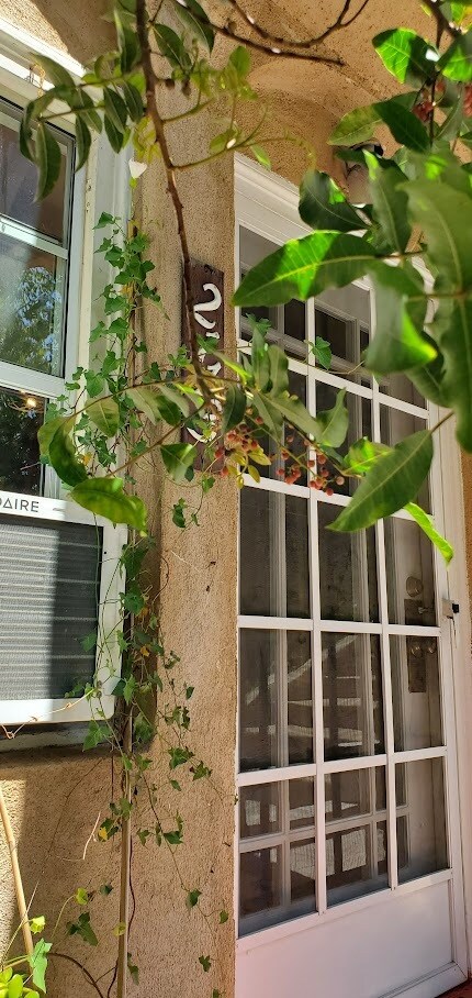 Foto del edificio - 2113 Duane St