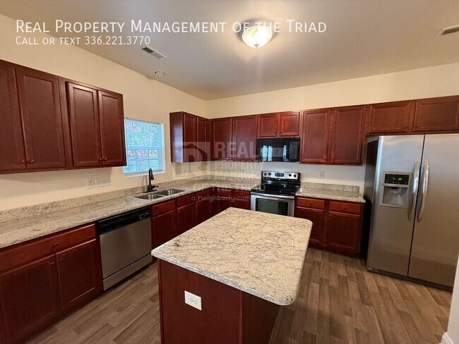 Foto del edificio - 1771 Timber Cove Ct