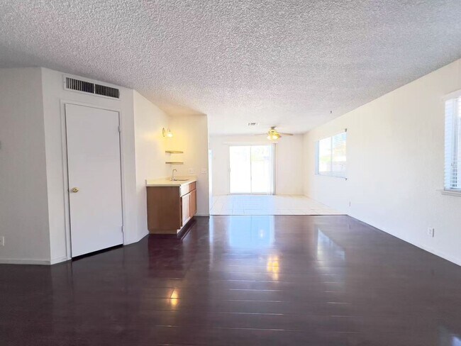 Building Photo - 7916 Copper Canyon Rd