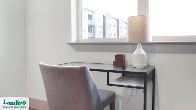 Building Photo - 2995 Railside Lp