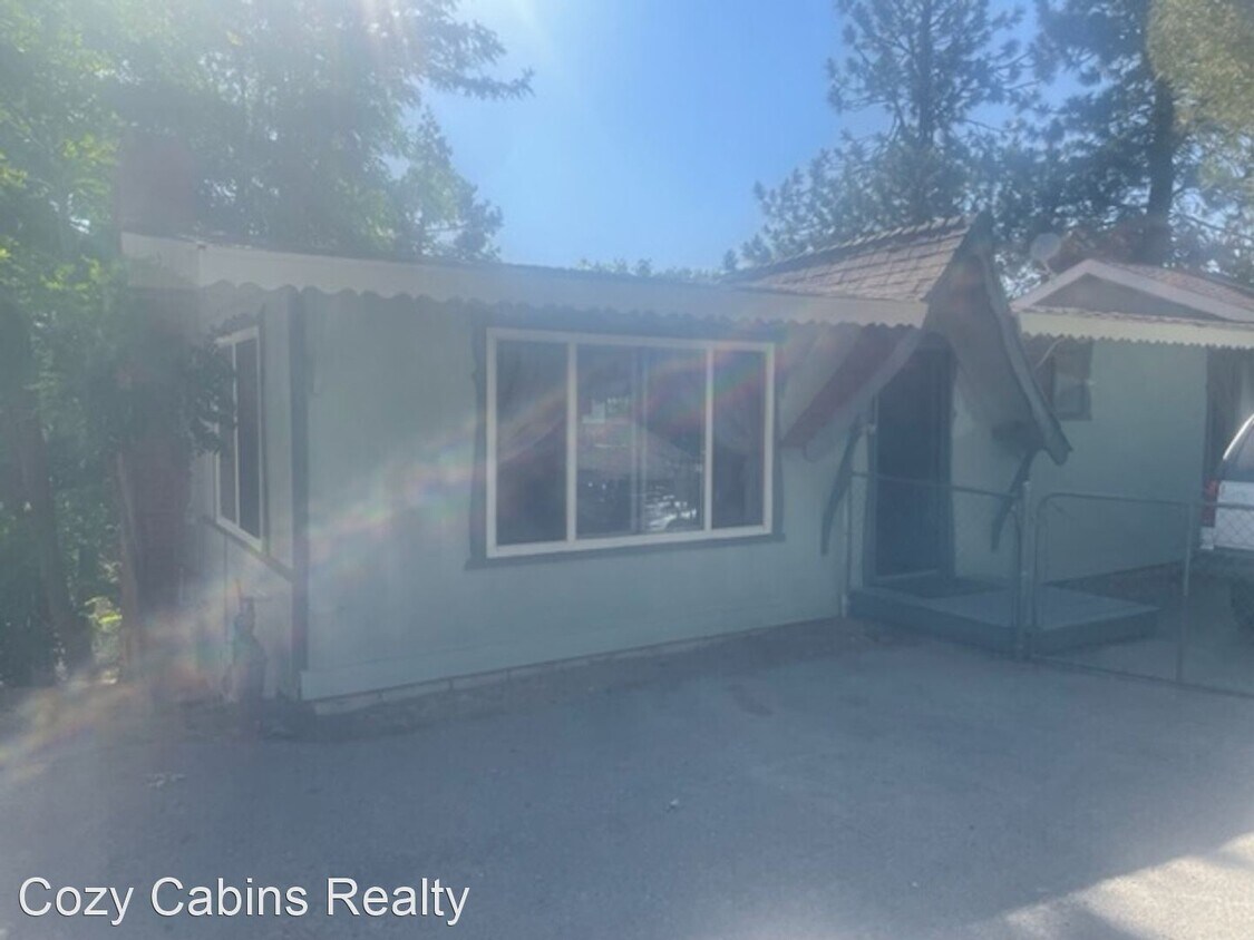 Primary Photo - 2 br, 2 bath House - 450 Davos