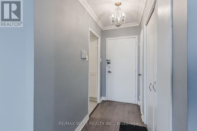 Building Photo - 130 Neptune Dr