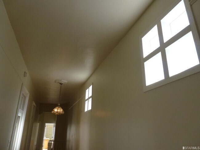 Foto del edificio - 421 Laguna St