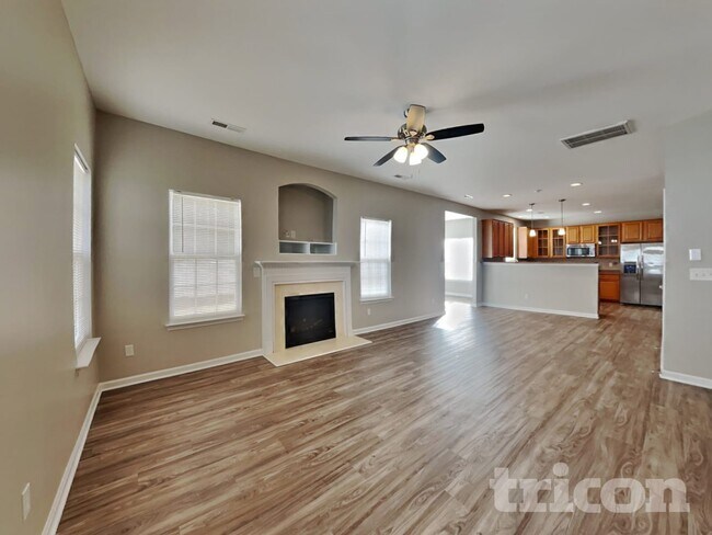 Building Photo - 4493 Paula Dr