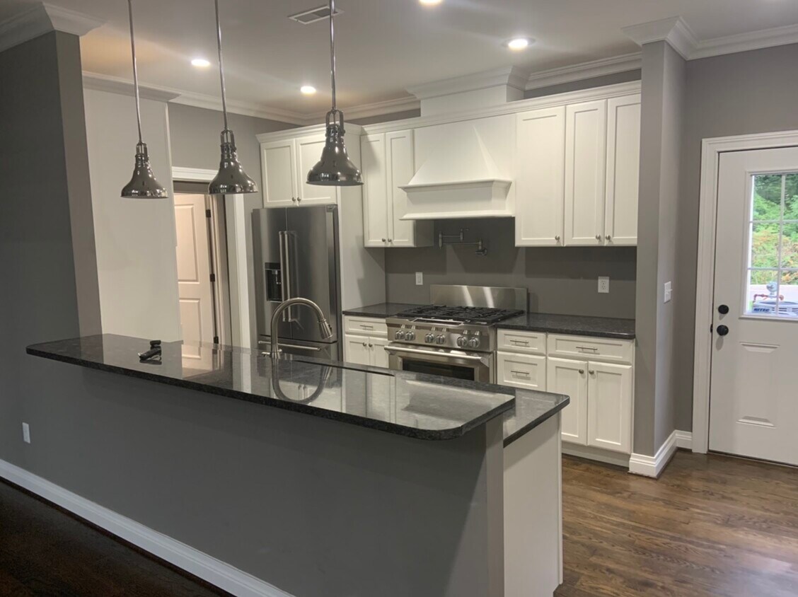 128 Cedar Creek Rd, Pikeville, KY 41501 Condo for Rent in Pikeville