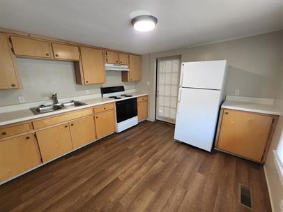 Foto del edificio - 203 S Cravens St