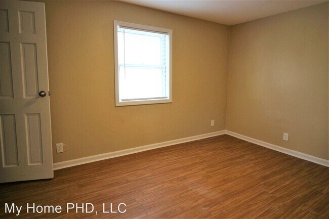 Building Photo - 2840 N 5th St
