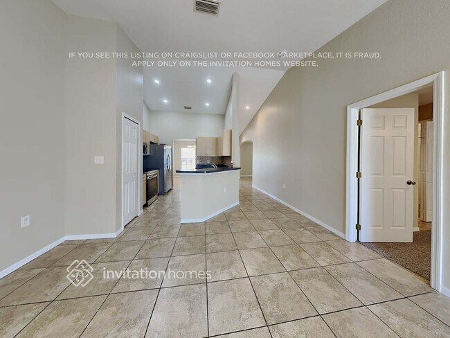 Foto del edificio - 513 Blackbird Ln