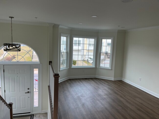 Foto del edificio - 7101 Collinsworth Pl